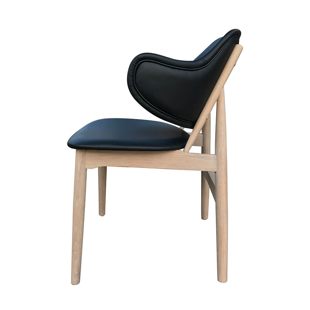 Billede af Siva spisebordsstole i sort læder med træben i lys ask